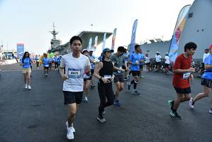 BIB: 6615
                            <button type="button" onclick="openModal(3172928)" class="btn btn-primary btn-sm float-right btn-popup" data-toggle="modal" data-target=".modal-high-quality">
                        <i class="fas fa-shopping-cart"></i> Add to Cart
                    </button>
                                            <button type="button" onclick="isThisMe(3172928, true)" class="btn btn-success btn-sm float-right btn-popup btn-isme hidden" data-toggle="tooltip" data-placement="bottom" title="นี่คือรูปของคุณใช่ไหม คลิกที่นี่เพื่อเอาเข้าอัลบั้ม">
                        <i class="fas fa-plus"></i> Add to album
                    </button>
                    <button type="button" onclick="isThisMe(3172928, false)" class="btn btn-warning btn-sm float-right btn-popup btn-isnotme hidden">
                        <i class="fas fa-ban"></i> Remove from album
                    </button>